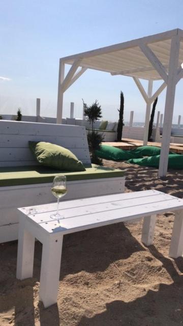 Vakantie Appartement Allure, Met Zuidgericht Tuintje Остенде Екстер'єр фото